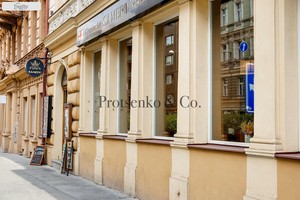 Prodej obchodního prostoru 230 m2