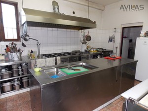 Prodej restaurace s ubytováním Zbořený Kostelec