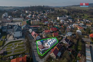 Prodej autoservisu s byty, Moravský Beroun, ul. Dvořákova