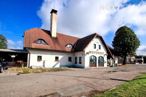 Prodej komerční Obchodní prostory, 1400m2, Dolany, Svinišťany