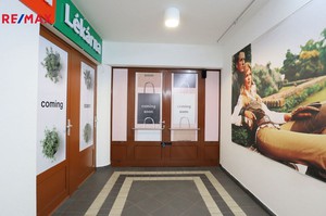 Prodej komerčního prostoru 87 m2, v centru Karlových Varů