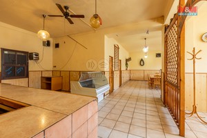 Prodej restaurace, stravování, 180 m2, Třebíz