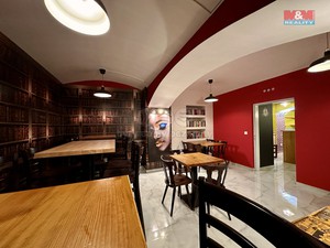Prodej obchod a služby, 72 m2, Praha, ul. Víta Nejedlého