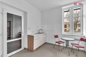 Prodej skladovacího objektu, 850 m2, Lázně Bělohrad