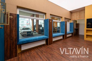 Prodej obchodního prostoru, 126 m2, ul. Poděbradská, Praha 9