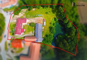 Vícegenerační dům k bydlení i podnikání s min. dvěma dalšími samostatnými parcelami a širokými možno