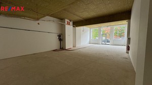 Komerční prostory o výměře 131,7 m2 v 1 NP