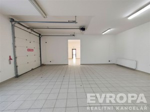 Prodej obchodních/výrobních prostorů 429 m2 + dvůr 100 m2, Kolín