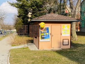 Prodej zavedené trafiky, prodejny drobného zboží pro děti.