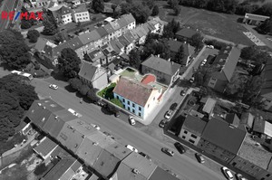 Víceúčelový obchodní prostor, na pozemku 613 m2 Lovosice ul. Dlouhá