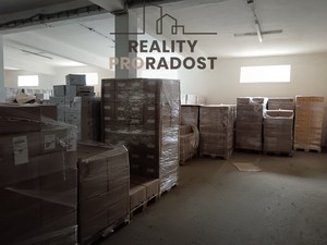 Prodej skladových prostor 1920m2 s pozemkem Vítkov, okr. Opava