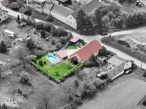Prodej domu ke komerčnímu využití, 4+1a 2+kk, pozemek 970 m2, Sedlec, okr. Mladá Boleslav