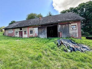 Pozemek se stodolou 979 m2