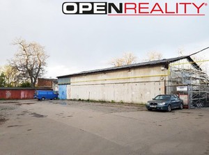 Dvoupodlažní hala v centrální části Brna - Královo Pole