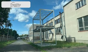 Prodej skladového prostoru 1 745 m2