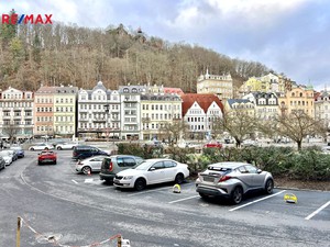 Prodej komerčního prostoru 100 m2 v centru lázeňské části Karlových Varů