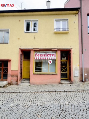 Jedinečný komerční prostor v historickém centru Bílovce na prodej
