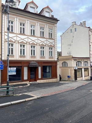 Prodej obchodního prostoru 150 m2, ul. Zámecký vrch