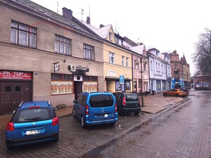 Městský dům s komerčním prostorem v centru města Semily