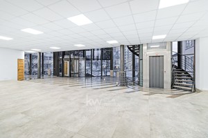 Prodej unikátního komerčního objektu, 1 073 m2 - Tábor