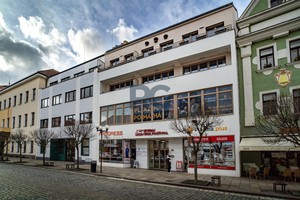Prodej komerčních prostor, 173 m2, Velké nám., Písek