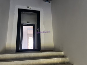 Prodej komerčního prostoru 216+11,5m2 P3 Hartigova novostavba