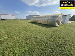 Pronájem obchodní prostory o užitné ploše 315 m2 + pozemek 1622 - Vítkov