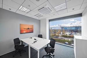 Zařízená kancelář pro 4 a více osob, Prague Airport