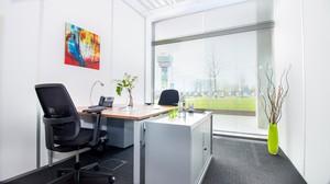 Zařízená kancelář pro 2-3 osoby, Ostrava City Centre