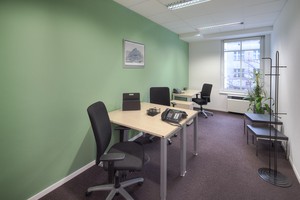Zařízená kancelář pro 2-3 osoby, Praha City Center