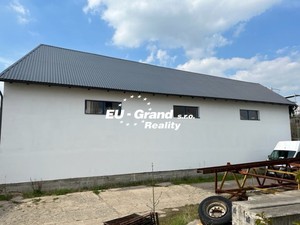 Prodej skladové a výrobní haly v Jiříkově