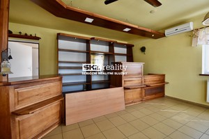 Prodejní a provozní objekt v centru Mikulášovic, okr. Děčín