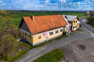 Prodej komerční Obchodní prostory, 274m2, Ratboř
