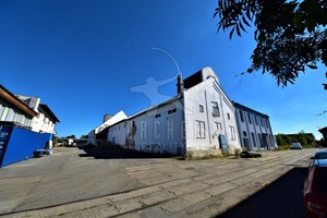 Prodej komerčního objektu s užitnou plochou 1 200 m2, Kostelec nad Labem, ul. Neratovická