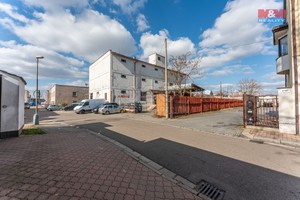 Prodej obchodního objektu, 2102 m2, Pardubice, ul. J. Palacha