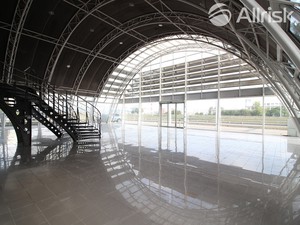 PRODEJ OBCHODNÍCH PROSTOR 400 m2 NA VÍDEŇSKÉ
