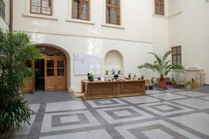 Kancelářské prostory, 162 m2, Husova, Betlémský palác